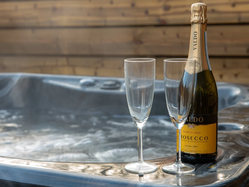 Still Rabbit Lodges: Camping VS Glamping