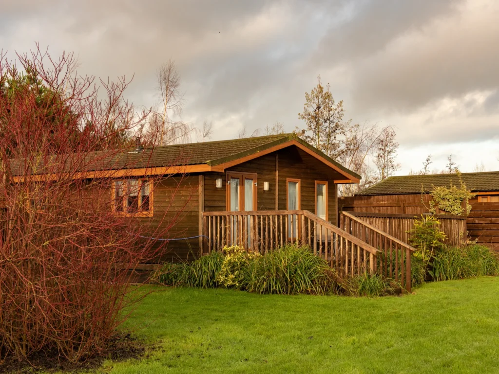 5 Reasons Why You Should Choose a UK Break Over a Destination Holiday